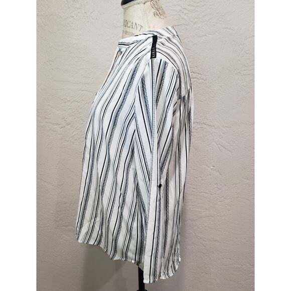 Cure Black & White Striped Cutout Design V Neck Blouse - Picture 3 of 11